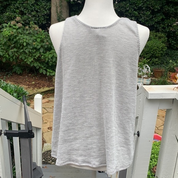 Gyft gray white stripe top - Picture 3 of 5